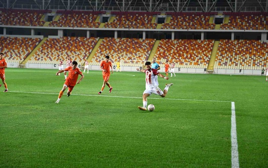 Malatya Yeşilyurt Spor, Adanaspor'u 8-0 yenerek ligde 4'te 4 yaptı