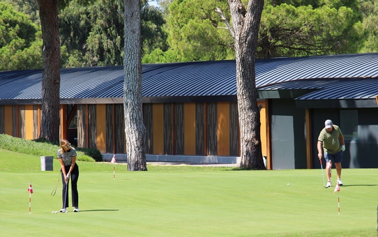 Antalya'da golf sezonu eylülde başladı, kentte 15 saha ve 10 otel bulunuyor