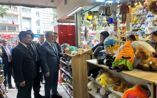 BBP Genel Başkanı Destici, Denizli'de esnafı ziyaret etti, vatandaşlarla sohbet etti