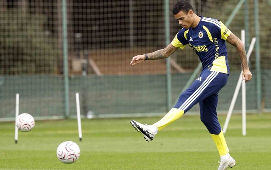 Fenerbahçe, Rizespor maçı mesaisini Can Bartu'da milli futbolculardan yoksun sürdürdü