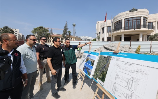 Vali Masatlı, Hatay Antakya'da yeniden inşa edilen 54 yıllık Ata Köprüsü'nü inceledi