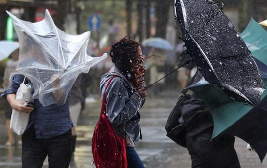 Meteoroloji'den çok sayıda il için kuvvetli sağanak uyarısı! Bu bölgelere dikkat