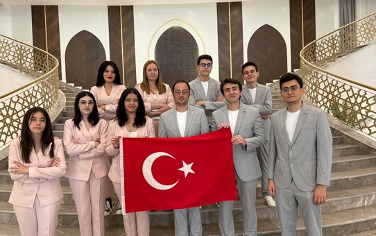 Türkiye, Semerkant'taki satranç olimpiyatını genel 13'üncü, kadınlarda 11'inci bitirdi