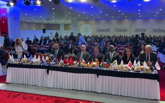Akdeniz İklim Zirvesi Muğla Menteşe'de başladı, Fethiye Körfezi temizliği konuşuluyor