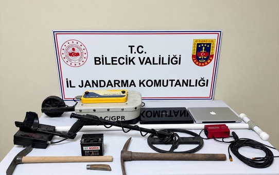 Bilecik Gölpazarı'nda define arayan 4 kişi kaçak kazı yaparken yakalandı
