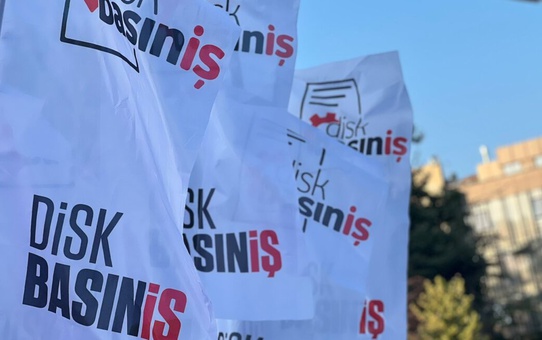 DİSK Basın-İş, X ve Instagram engellerini sistematik sansür olarak niteledi