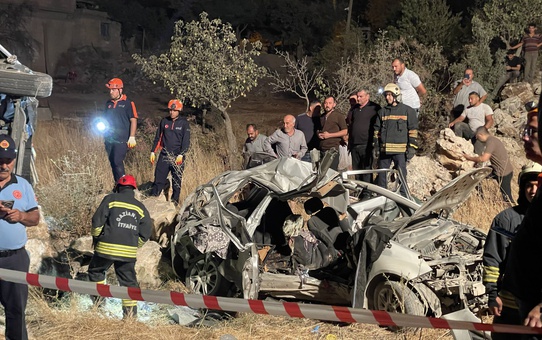 Gaziantep Nurdağı'nda otobüs kazasında ölen 7 kişinin kimlikleri belirlendi