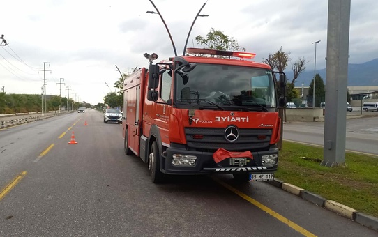 Manisa Yunusemre'de otomobil takla attı, sürücü Canbaz ağır yaralandı