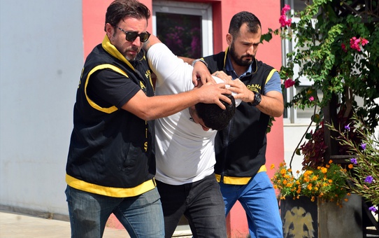 Adana'da el bombası temin ettiği belirlenen şüpheli cezaevine gönderildi