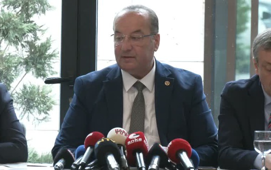 CHP'li Akay, Finlandiya bağlantılı fon hareketlerinde şaibe gördüklerini söyledi