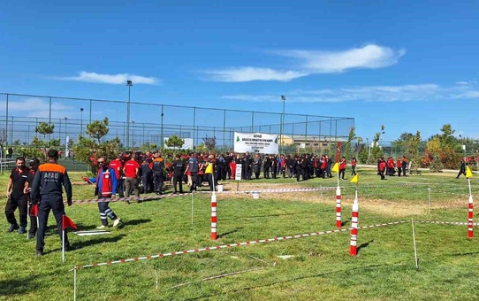 ELBAK, Van'daki AFAD akreditasyon kampına katıldı, 23 ilden 53 ekip yer aldı