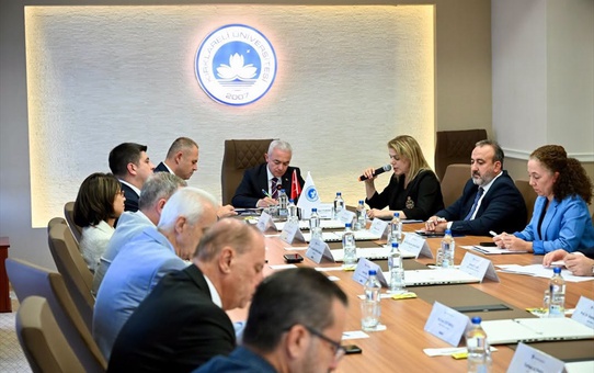 Kırklareli Üniversitesi Danışma Kurulu, kente sağlanacak projeleri görüştü