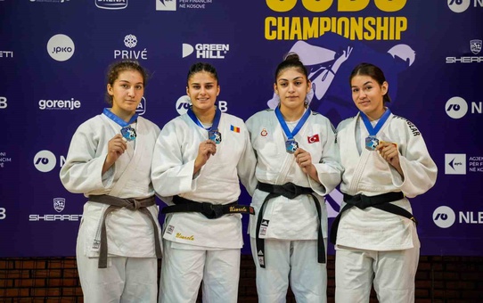 Hira Nur Turgut, 23 Yaş Altı Balkan Judo Şampiyonası'nda bronz ve gümüş kazandı
