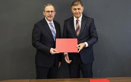 AK Parti İzmir Milletvekili Mehmet Kasapoğlu’ndan Cemil Tugay açıklaması: Her şey olabilir