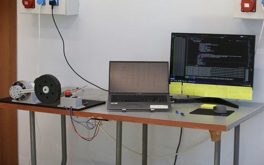 KBÜ'de insanlarla güvenli çalışacak robotlar için seri elastik eyleyici geliştirildi