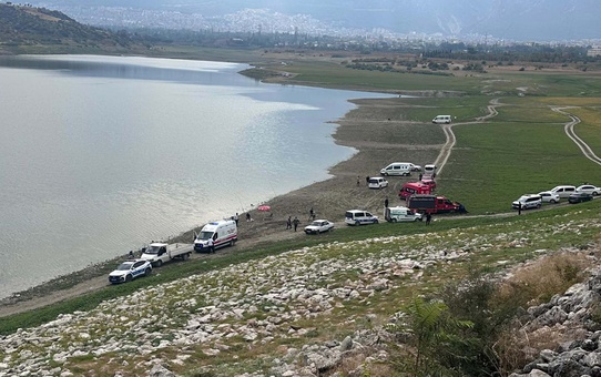Denizli'de baraj göletinden çıkarılan erkek cesedi otopsi için morga kaldırıldı