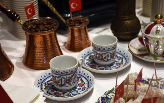 Dünya Kahve Günü'nde Türk kahvesi FAO'da tanıtıldı, Genel Direktör Çü standı gezdi