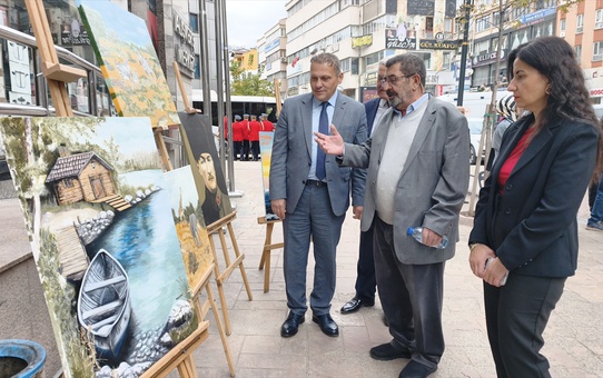 1 Ekim Dünya Yaşlılar Günü için Karabük, Bolu ve Bartın'da yürüyüşler yapıldı