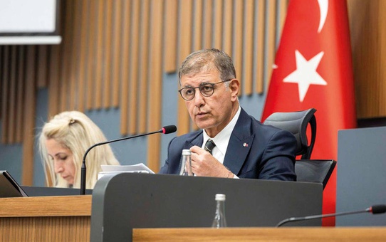 AK Parti'ye geçeceği iddia edilen Cemil Tugay’dan yeni hamle! ADD üyeliğini de sonlandırdı
