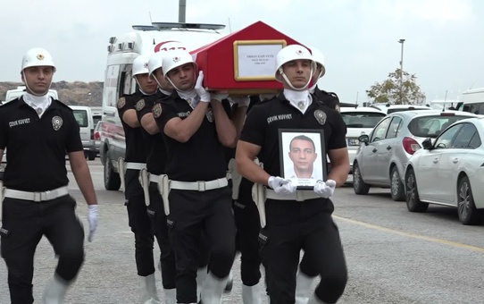Sinop açıklarında tekne kazasında ölen polis memuru Yetiş, Malatya'da defnedildi