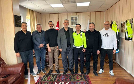 Sivrihisar'da kurum amirleri, İlçe Müftüsü Budak'ı ziyaret ederek haftayı kutladı