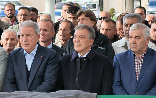 Abdullah Gül'ün acı günü! Amcası Mustafa Gül son yolculuğuna uğurlandı