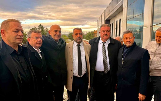 ATB genel kurulunda 8 komitenin 5'ini kazanan Başkan Mühsürler güven tazeledi