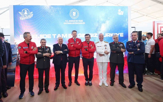 Bakan Güler ve TSK komuta kademesi TEKNOFEST için Şanlıurfa'ya geçti