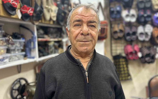 Van'da soğuk hava kışlık ayakkabıları tamirciye yönlendirdi, ustalarda yoğunluk oluştu