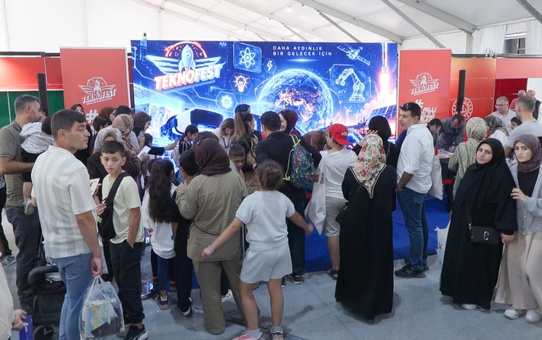 TEKNOFEST Güneydoğu'da MEB standında 52 etkinlikle öğrenci projeleri tanıtıldı