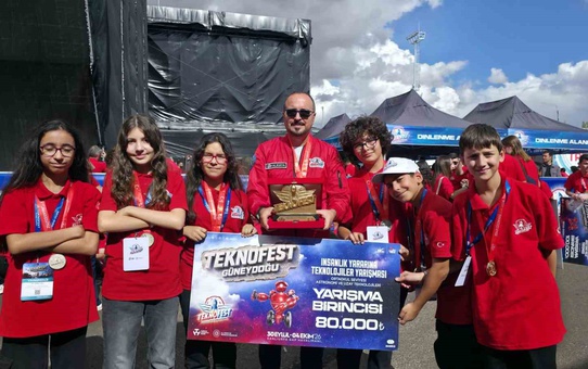 Balıkesirli öğrenciler TEKNOFEST Güneydoğu finallerinden 4 dereceyle döndü