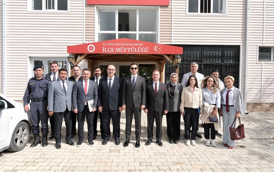 Mersin Gülnar'da Kaymakam Aslan başkanlığındaki toplantı kamu yatırımlarını ele aldı
