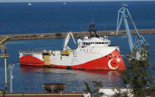 Barbaros Hayreddin Paşa gemisi Trabzon açıklarında petrol ve doğal gaz aramaya başladı