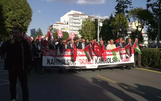 Çorum'da Gazze eyleminde konuşan Yazıcı, Batı'ya boykot çağrısını yineledi