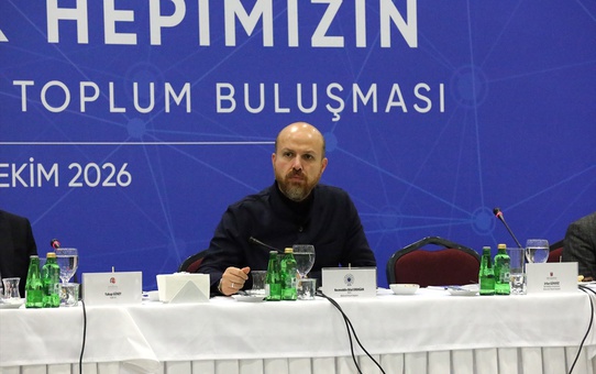 İlim Yayma Vakfı Mütevelli Heyeti Başkanı Erdoğan, Eskişehir Aile Zirvesi'nde konuştu: