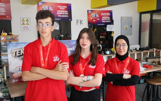 Kayseri'de Sümer Fen Lisesi takımı TEKNOFEST Robolig'de Türkiye ikincisi oldu