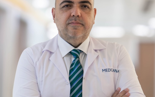 Prof. Dr. Boran, whiplash yaralanmasının günler sonra belirti verebileceğini söyledi