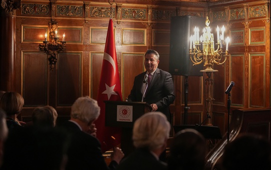 Türkiye'nin Washington Büyükelçiliği caz konserinde Ertegün kardeşleri andı
