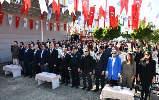 OMÜ'ye yeni başlayan öğrenciler Vezirköprü'deki tanıtım programında buluştu