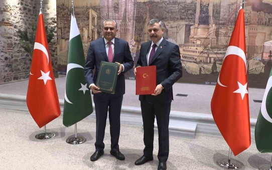 Çiftçi, Pakistan İçişleri Bakanı ile güvenlik ve terörle mücadele iş birliğini görüştü