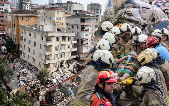 Maltepe'de çöken binanın bilirkişi ön raporu çıktı! Kaçak katların yıkım kararı uygulanmamış