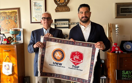 TGF Başkanı Taha Akgül, İsviçre'de Lalovic ile UWW seçimleri ve Türkiye'yi konuştu