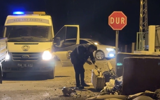 Hakkari Yüksekova'da kaybolan 6 yaşındaki çocuk 10 saat sonra kamyonet kasasında bulundu