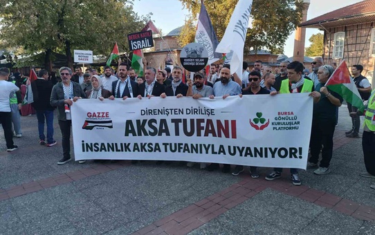Bursa'da Filistin'e destek yürüyüşüne çok sayıda vatandaş katıldı