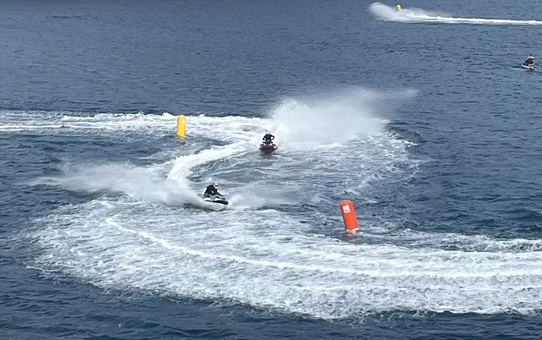 Marmaris'te 54 sporcunun mücadele ettiği motosurf ve sujeti şampiyonaları sona erdi