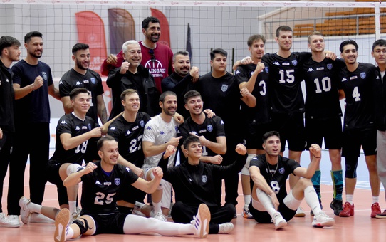 Melikgazi Belediye Spor, Kocaeli Büyükşehir Kağıtspor'u 3-0 yenerek 2'de 2 yaptı