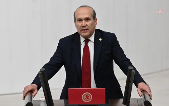 Namık Tan, Barrack'ın Tersane'deki Irak ve Suriye bakan kabullerine tepki gösterdi
