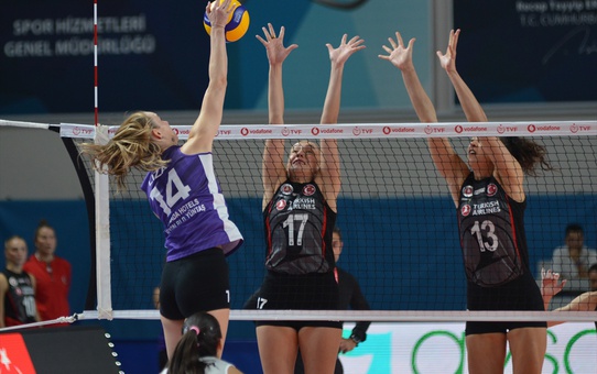 Türk Hava Yolları, deplasmanda Sinnada Hotels Afyon Belediye Yüntaş'ı 3-1 yendi