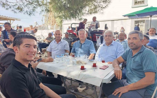 Manisa Gördes'te Yakaköy'ün geleneksel hayrı dualarla yapıldı