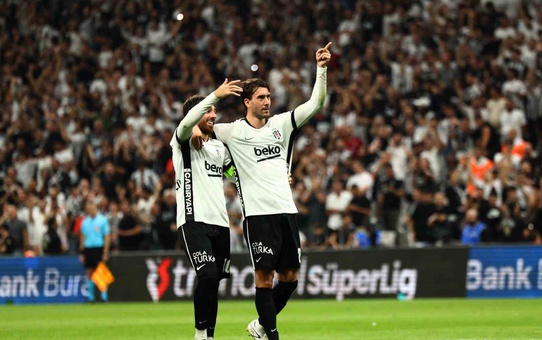 Hoffenheim Genel Müdürü Schicker, Beşiktaş'ın hücum kalitesine dikkat çekti